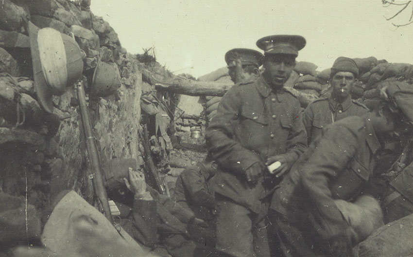 Newfoundlanders in trenches